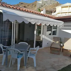 https://bungalow-tauro-mogan.in-canary-islands.com
