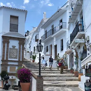 https://frigiliana.1costadelsol.com